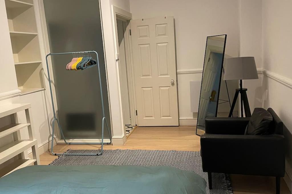 Apartament The Flat With The Heart Londyn Zewnętrze zdjęcie
